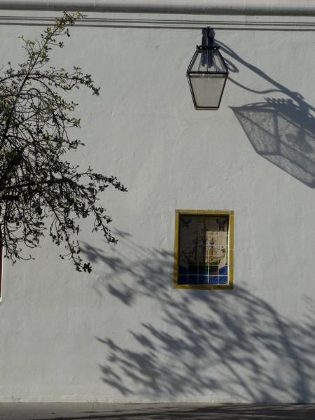 Wall shadow