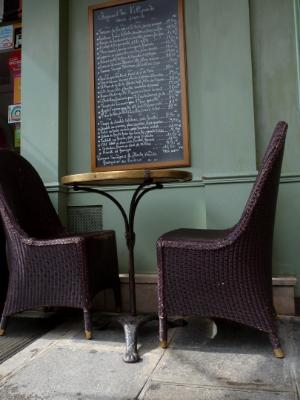 Paris table for two