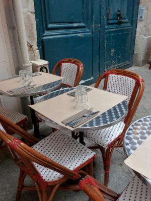 Blue door Paris